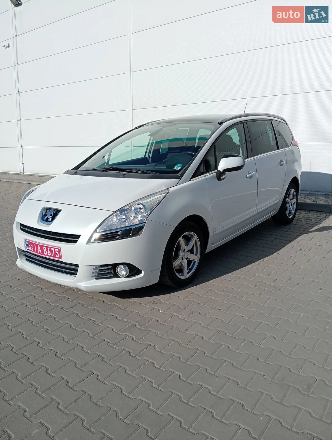 Peugeot 5008 2011