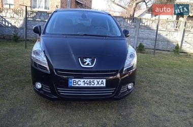 Мікровен Peugeot 5008 2013 в Львові