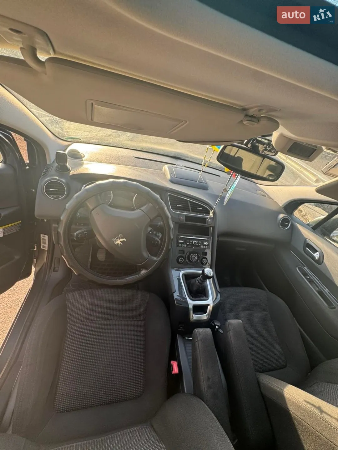 2010 Peugeot 5008 - мініатюра 18