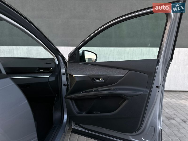 Внедорожник / Кроссовер Peugeot 5008 2020 в Тернополе