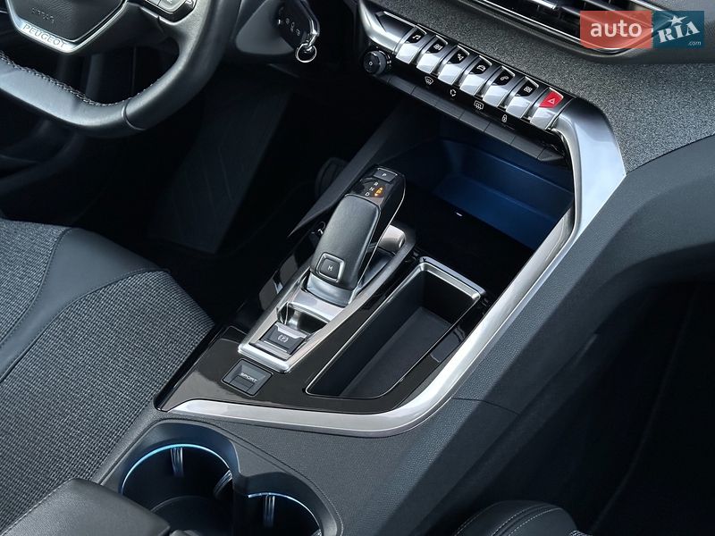 Внедорожник / Кроссовер Peugeot 5008 2020 в Тернополе