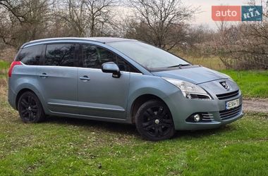 Микровэн Peugeot 5008 2009 в Днепре
