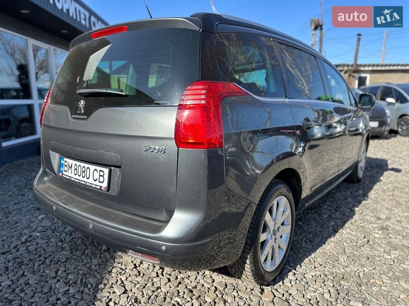 Микровэн Peugeot 5008 2013 в Смеле