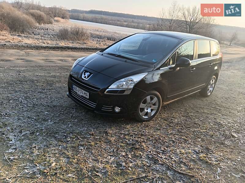 Peugeot 5008 2010