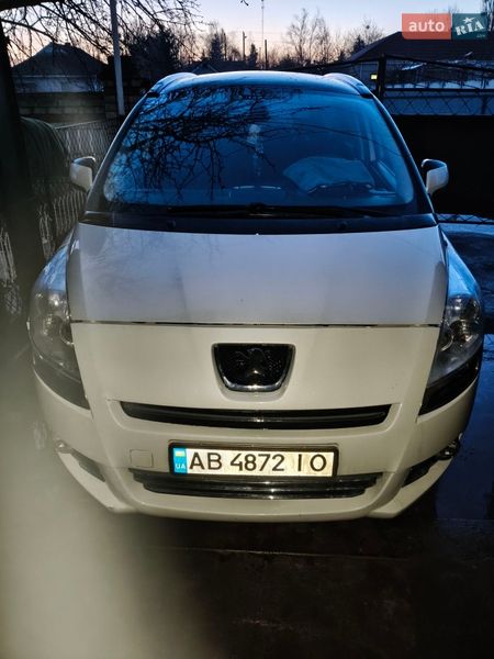 Микровэн Peugeot 5008 2011 в Томашполе