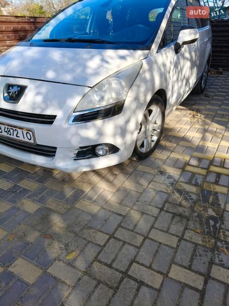 Микровэн Peugeot 5008 2011 в Томашполе