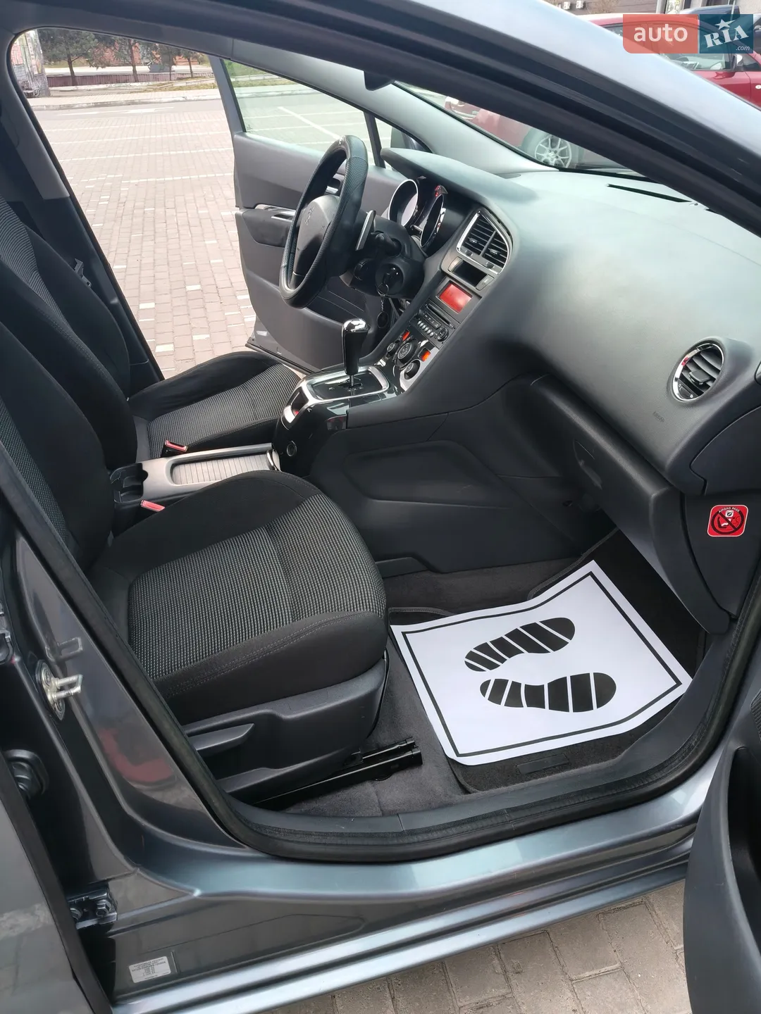 2011 Peugeot 5008 - мініатюра 19