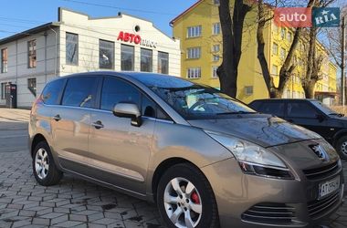 Мікровен Peugeot 5008 2011 в Коломиї