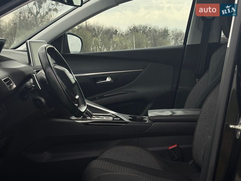 Внедорожник / Кроссовер Peugeot 5008 2017 в Львове фото 31 Внедорожник / Кроссовер Peugeot 5008 2017 в Львове