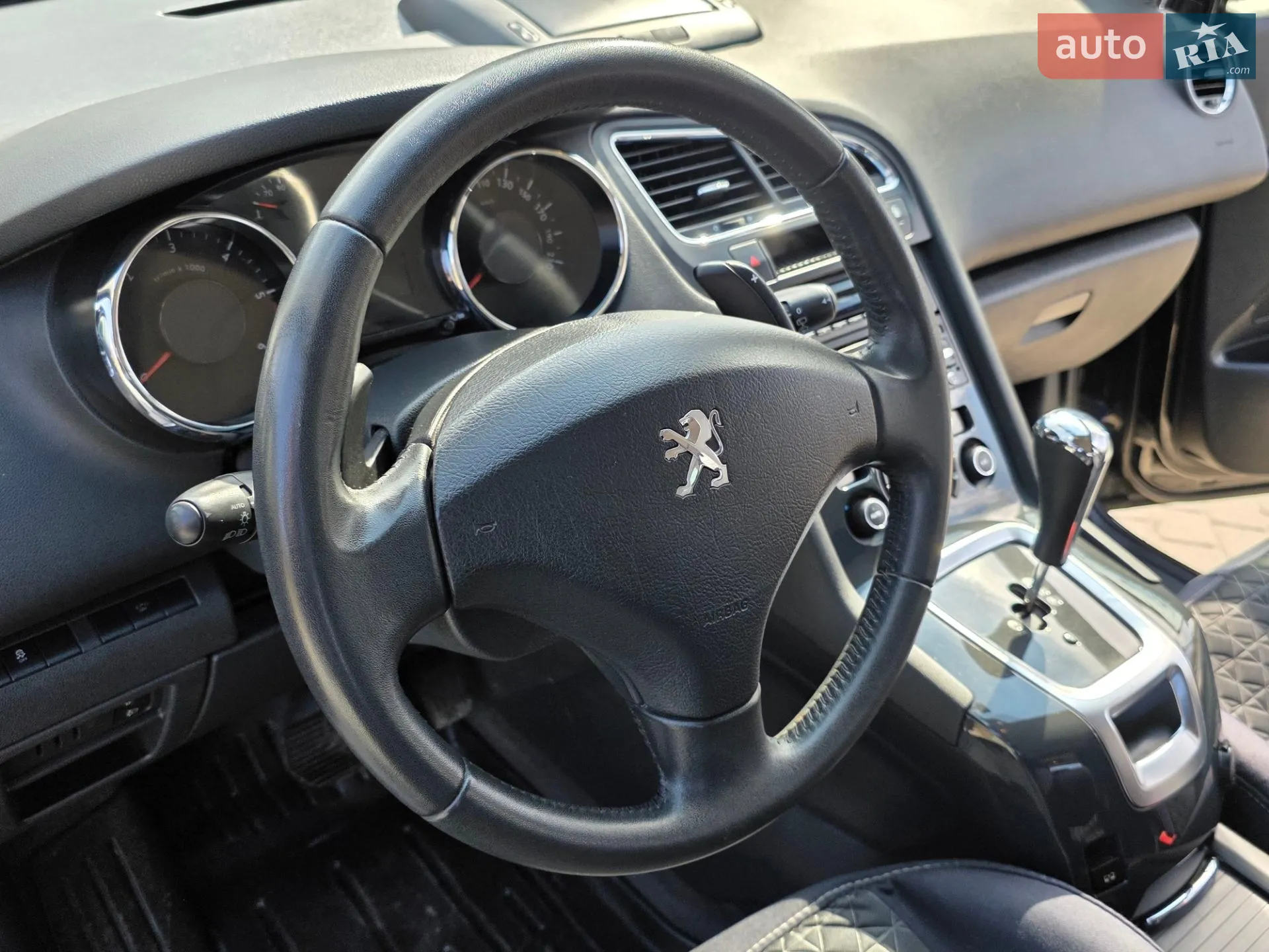 2014 Peugeot 5008 - мініатюра 11