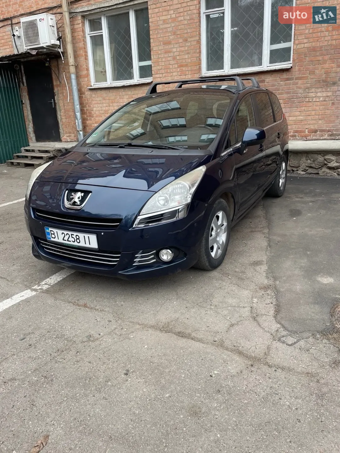 2010 Peugeot 5008 - мініатюра 2
