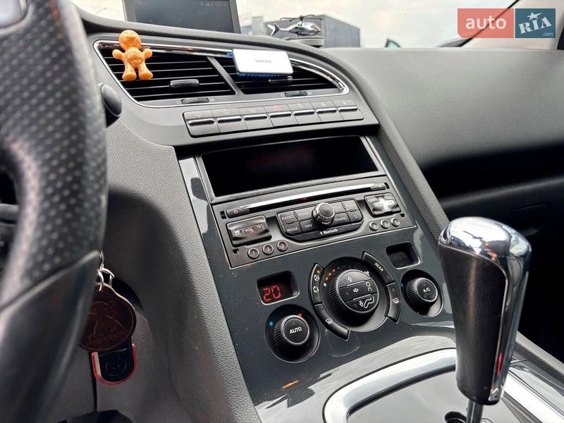 Микровэн Peugeot 5008 2014 в Львове фото 24 Микровэн Peugeot 5008 2014 в Львове