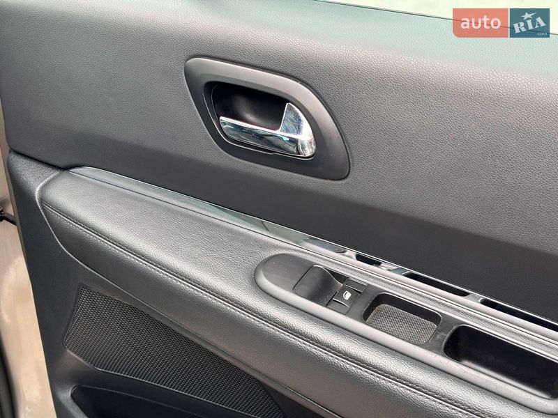 Микровэн Peugeot 5008 2014 в Львове фото 39 Микровэн Peugeot 5008 2014 в Львове