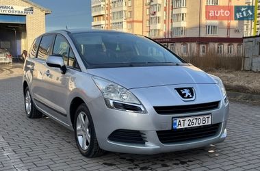 Микровэн Peugeot 5008 2010 в Болехове