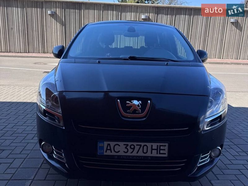 Микровэн Peugeot 5008 2010 в Луцке