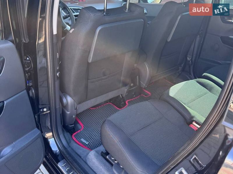 Микровэн Peugeot 5008 2010 в Луцке