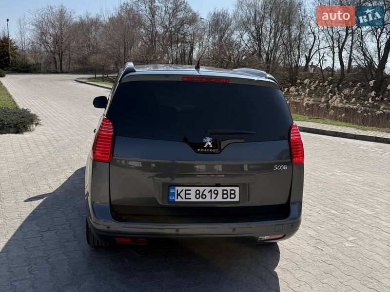 Мікровен Peugeot 5008 2013 в Павлограді