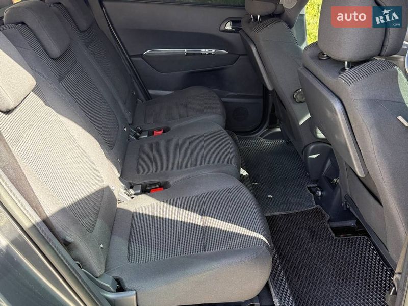 Мікровен Peugeot 5008 2013 в Павлограді