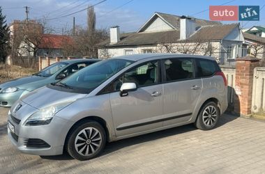 Микровэн Peugeot 5008 2010 в Виннице
