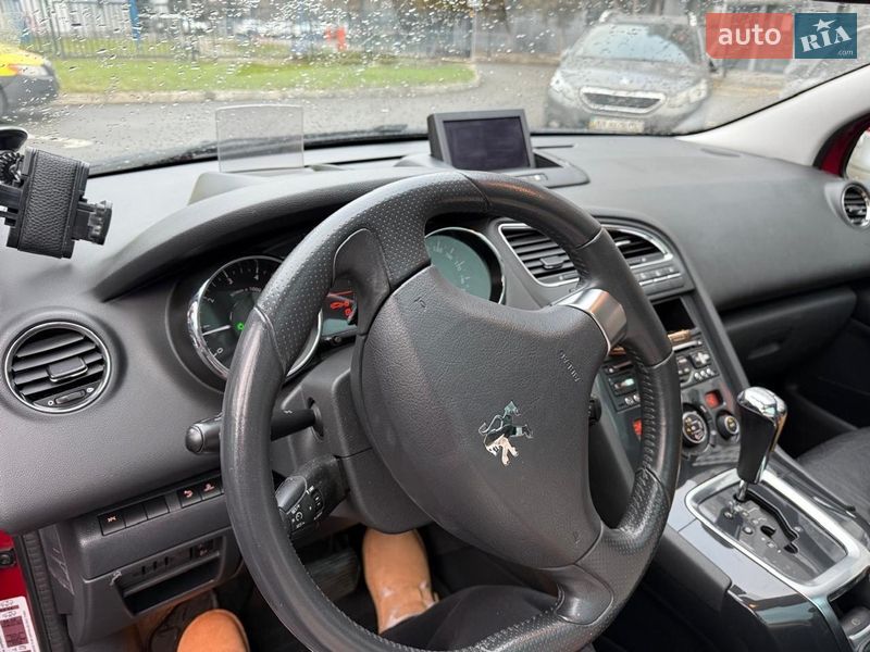 Микровэн Peugeot 5008 2011 в Киеве