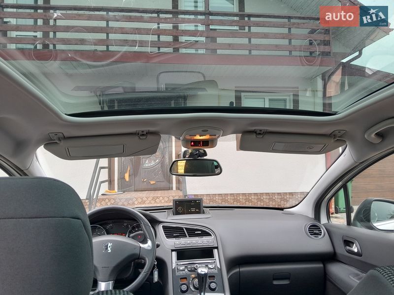 Микровэн Peugeot 5008 2013 в Калуше