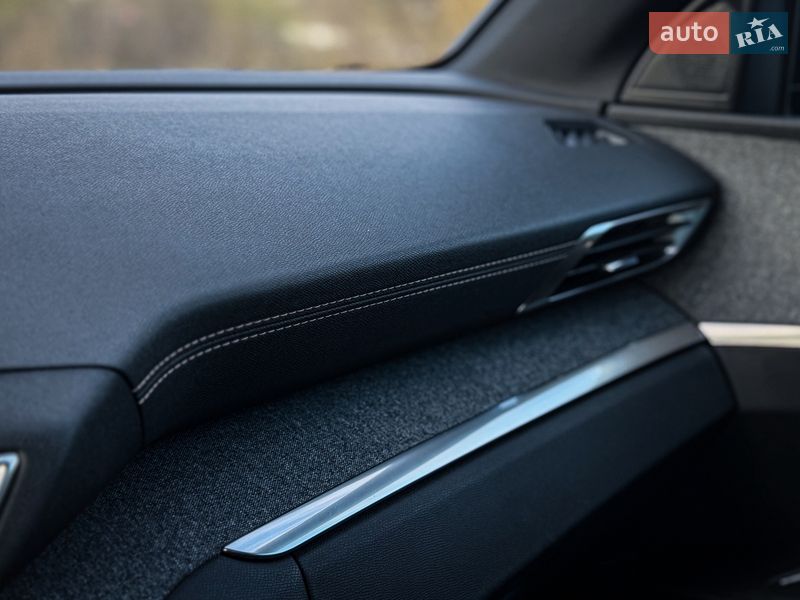 Позашляховик / Кросовер Peugeot 5008 2018 в Львові