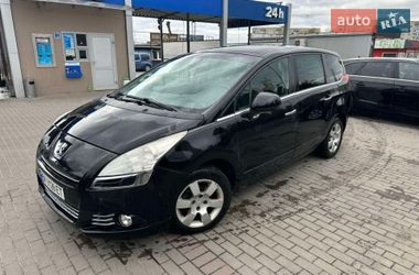Мікровен Peugeot 5008 2010 в Вараші