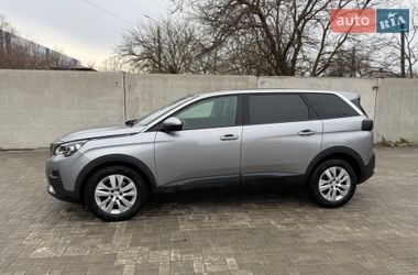 Внедорожник / Кроссовер Peugeot 5008 2020 в Черкассах