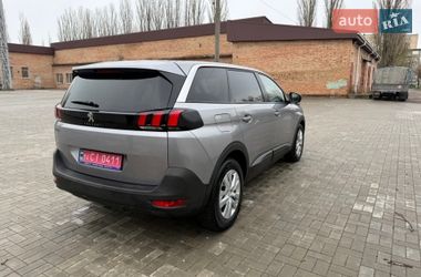 Внедорожник / Кроссовер Peugeot 5008 2020 в Черкассах