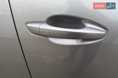 Внедорожник / Кроссовер Peugeot 5008 2020 в Черкассах