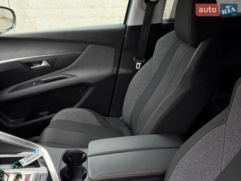 Позашляховик / Кросовер Peugeot 5008 2020 в Черкасах