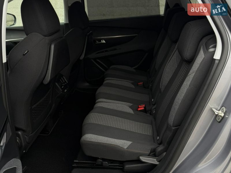 Позашляховик / Кросовер Peugeot 5008 2020 в Черкасах