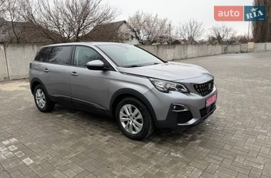 Внедорожник / Кроссовер Peugeot 5008 2020 в Черкассах