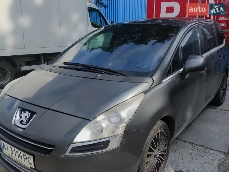 Peugeot 5008