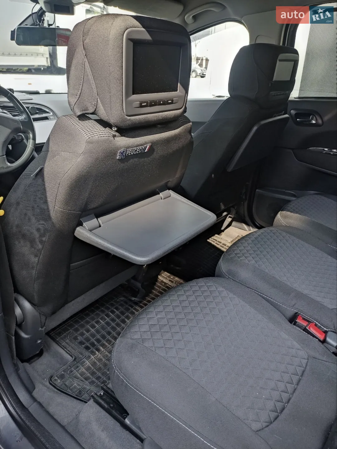 2010 Peugeot 5008 - мініатюра 20