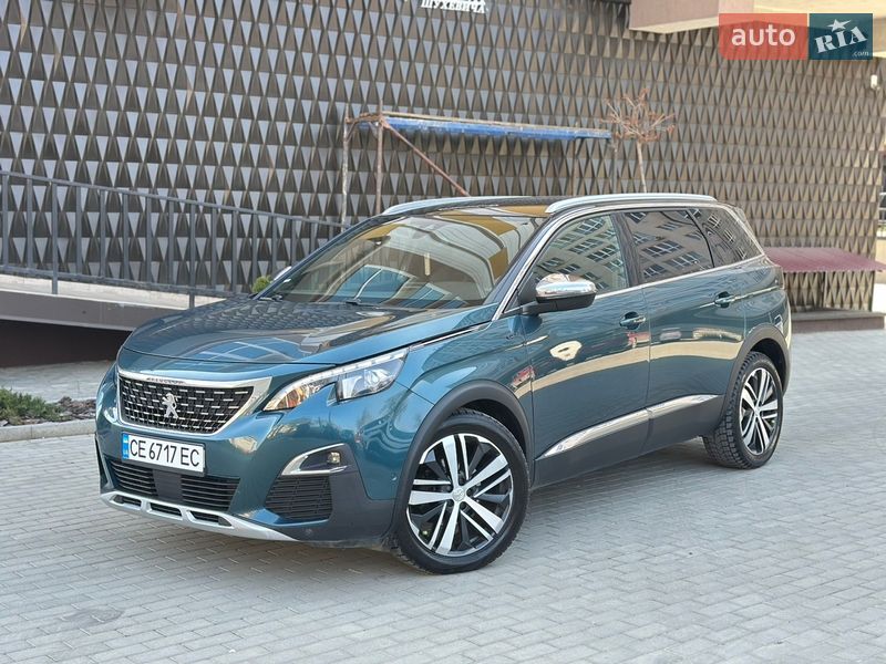 Внедорожник / Кроссовер Peugeot 5008 2017 в Черновцах