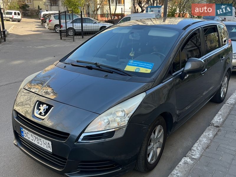 Peugeot 5008 2013