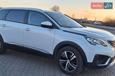 Позашляховик / Кросовер Peugeot 5008 2017 в Львові