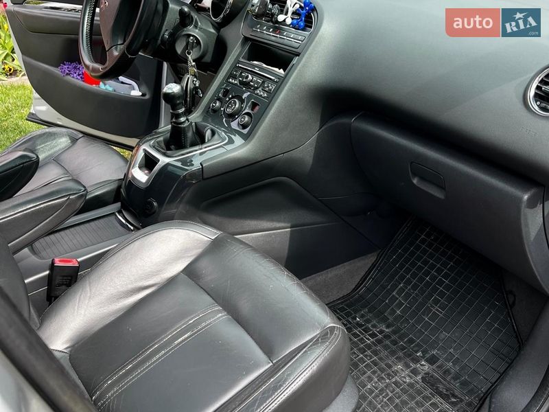 Микровэн Peugeot 5008 2012 в Ивано-Франковске фото 19 Микровэн Peugeot 5008 2012 в Ивано-Франковске