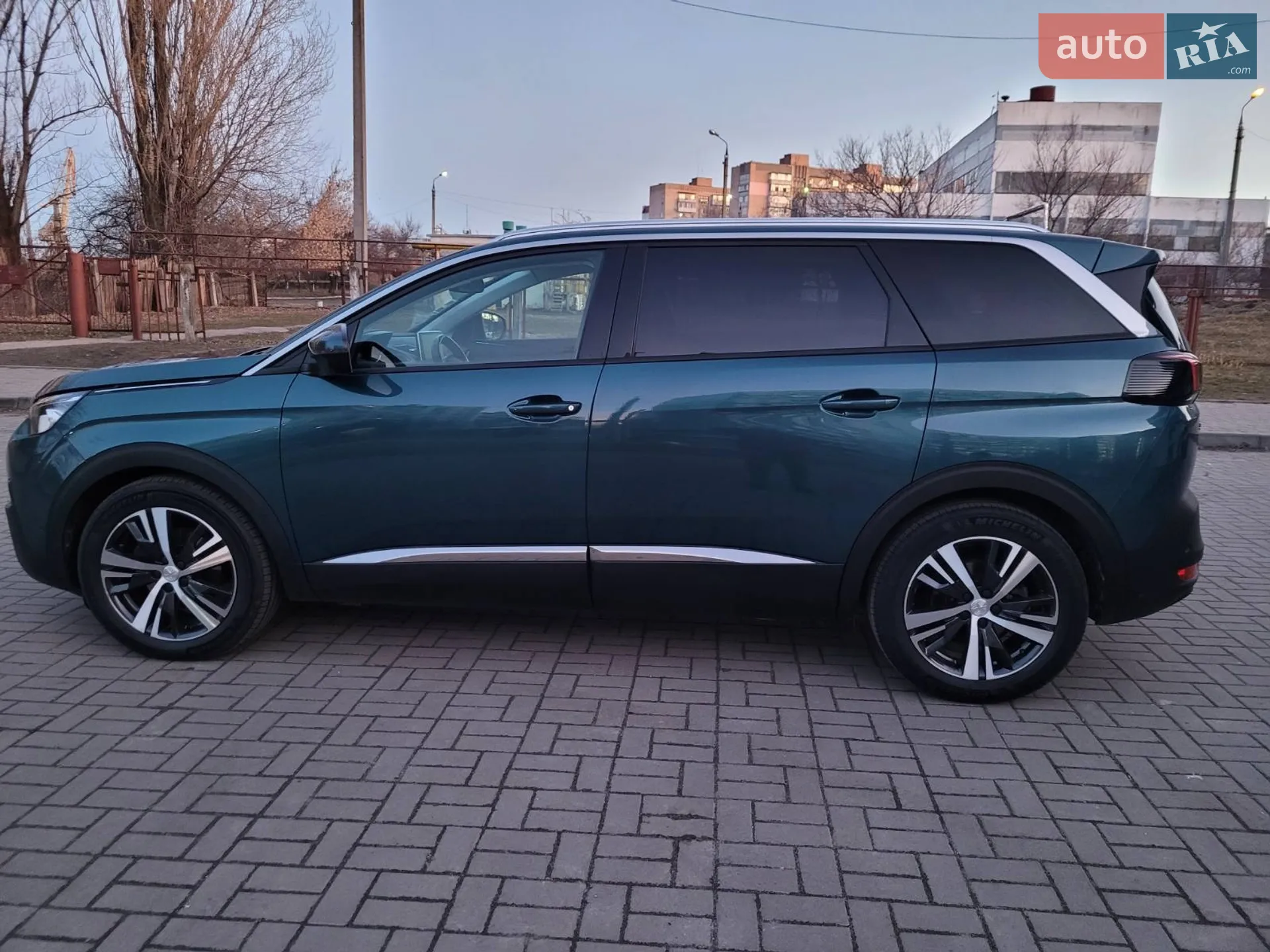 2019 Peugeot 5008 - мініатюра 9