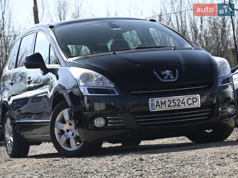 Peugeot 5008 2012
