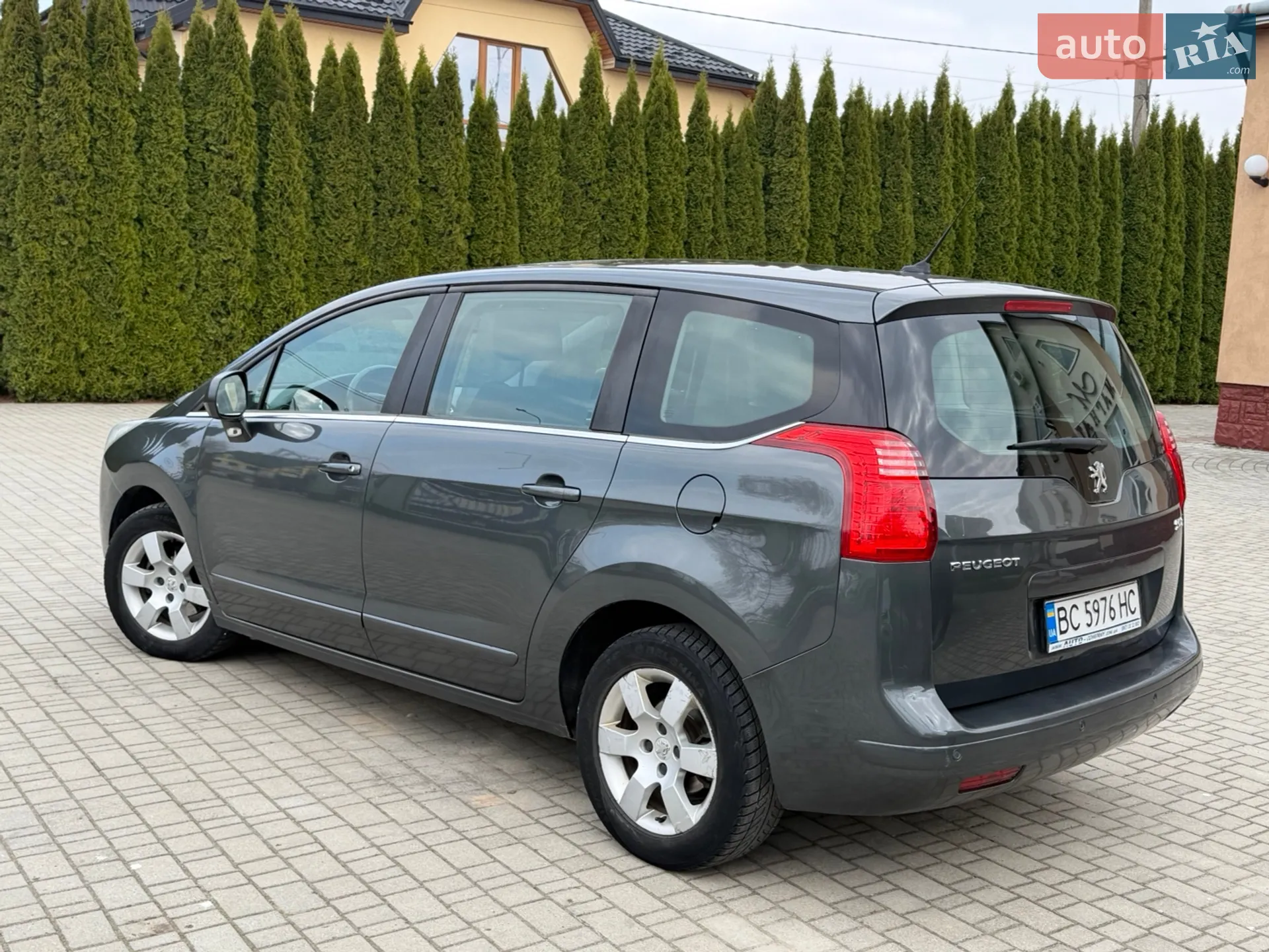2013 Peugeot 5008 - фото 1