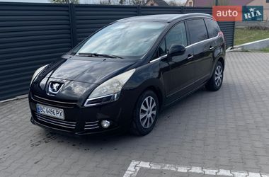 Мікровен Peugeot 5008 2010 в Радехові