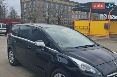 Мікровен Peugeot 5008 2014 в Бердичеві