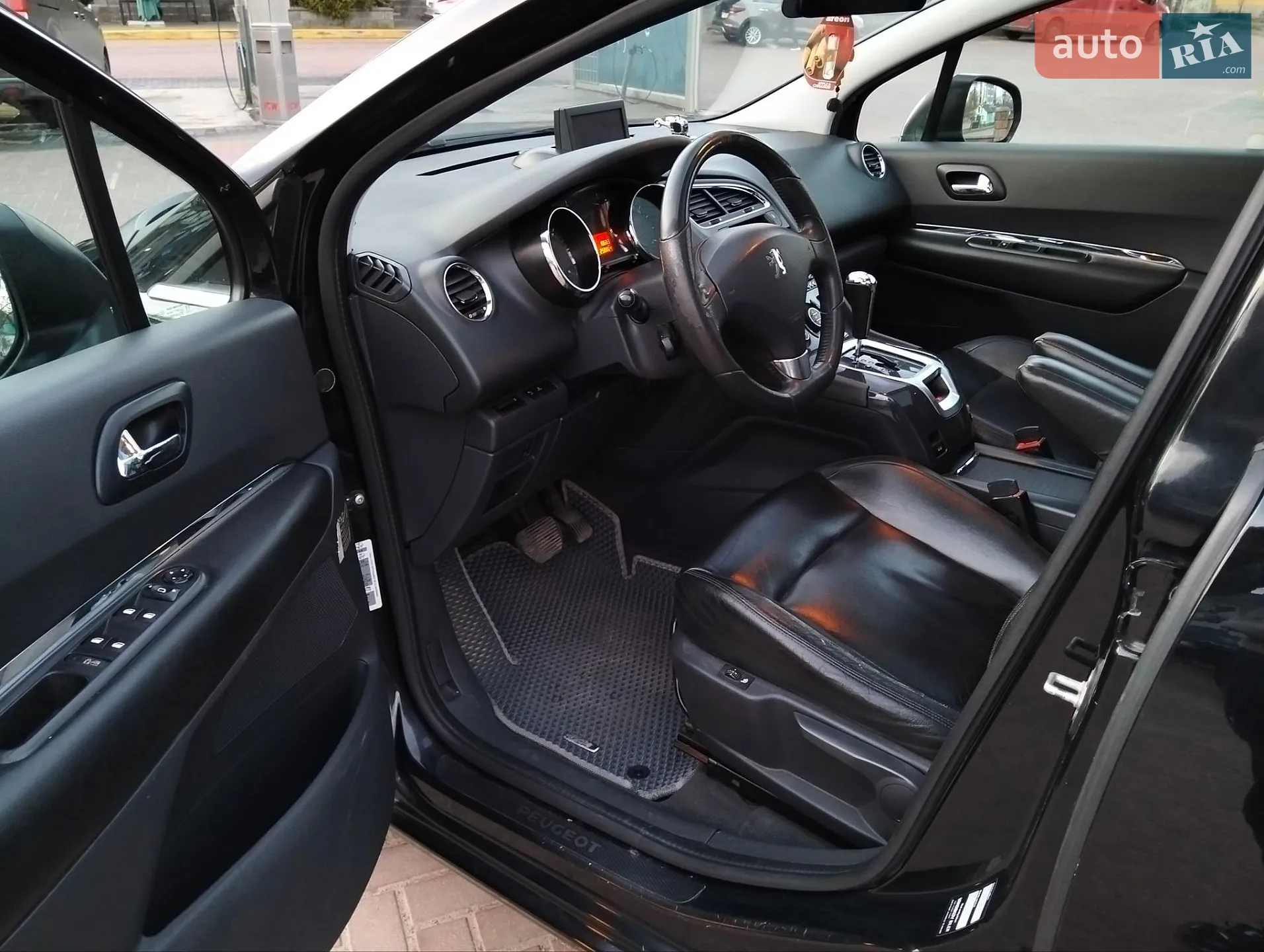 2010 Peugeot 5008 - мініатюра 17