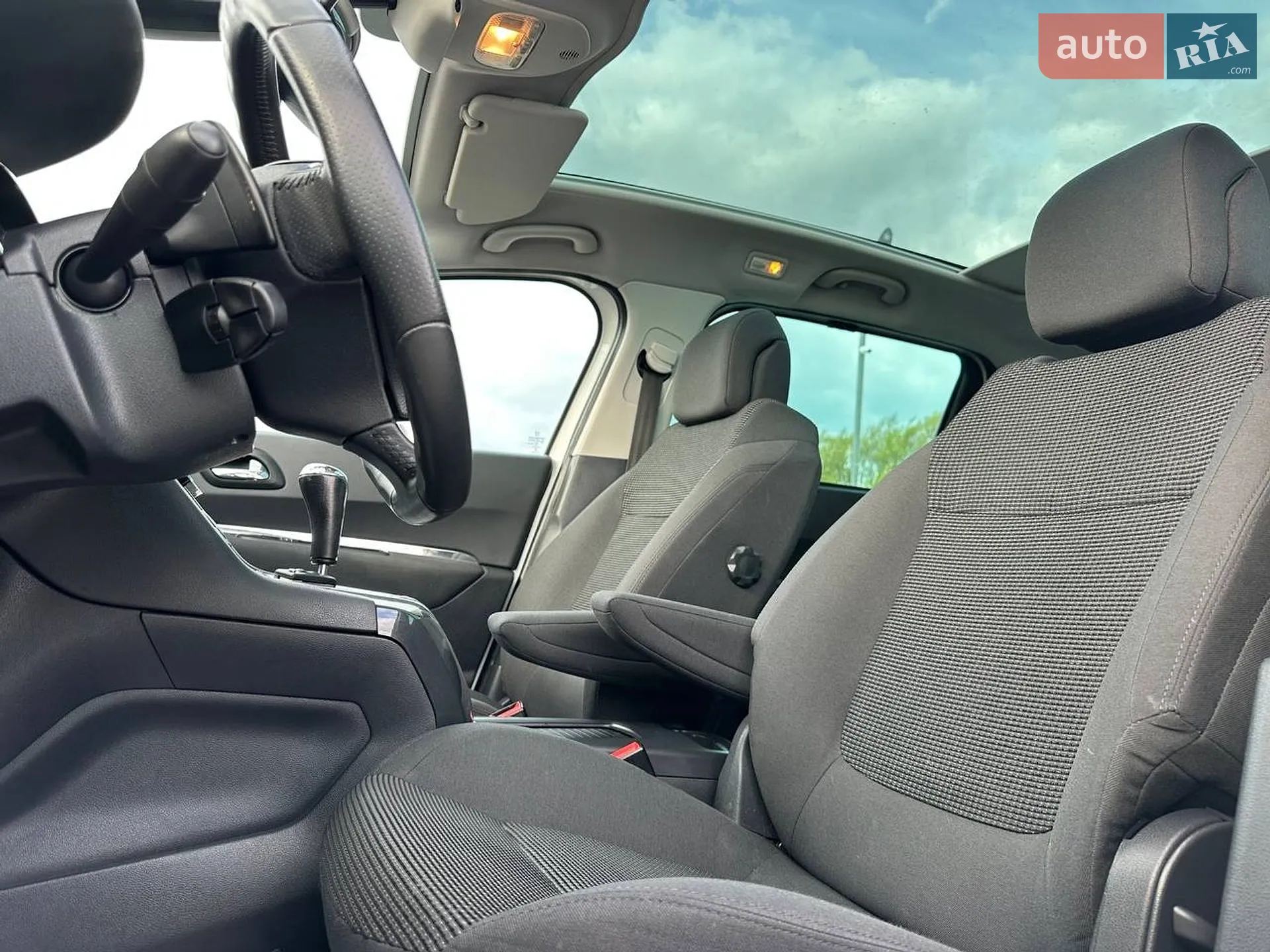 2014 Peugeot 5008 - мініатюра 9
