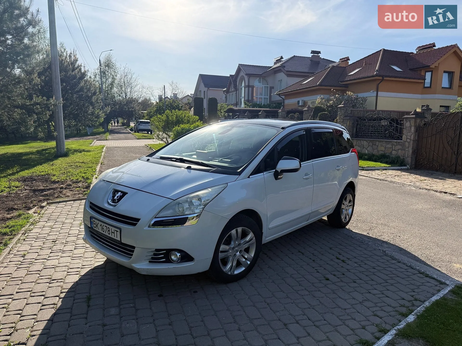 2010 Peugeot 5008 - мініатюра 8