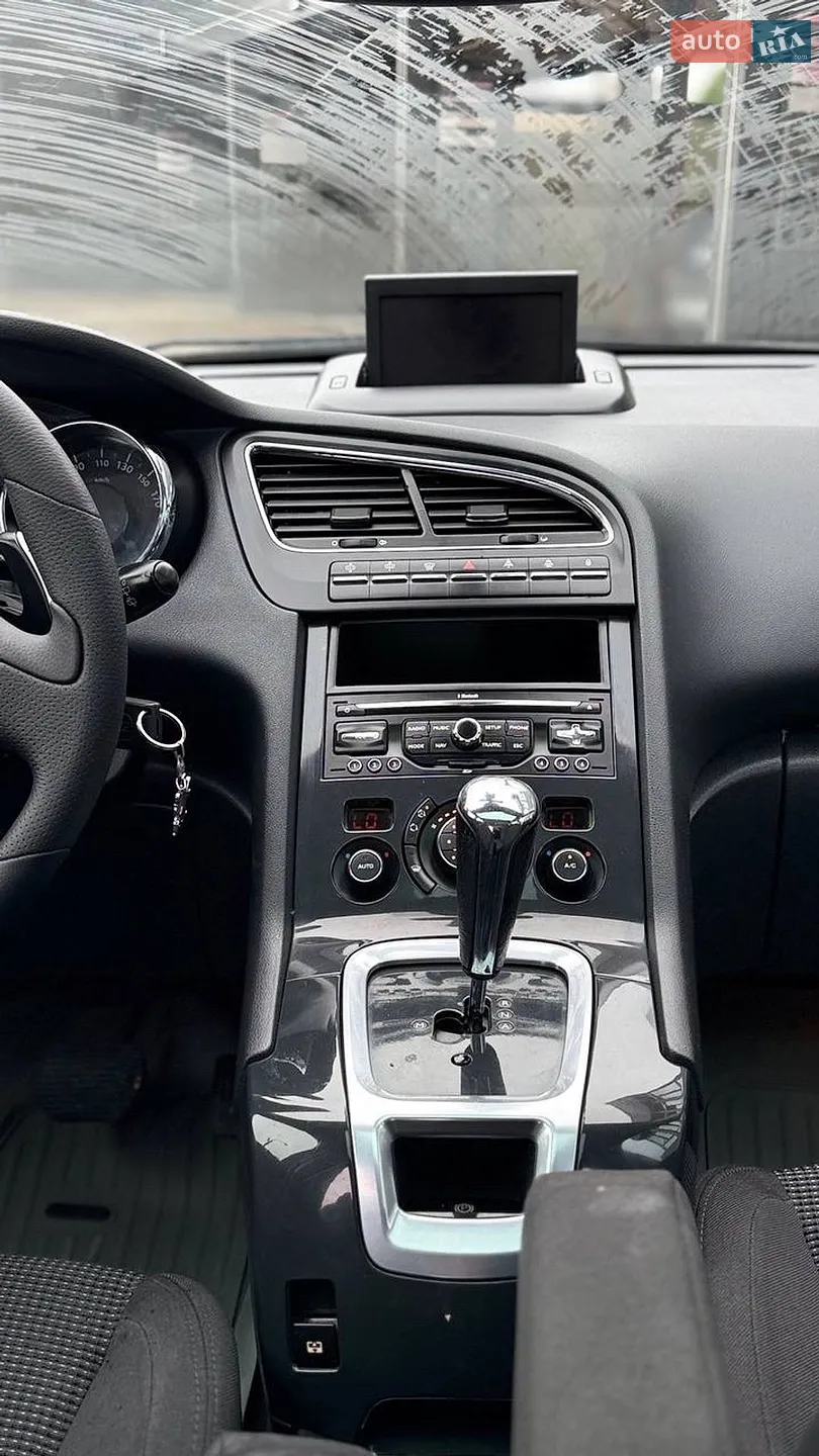 2010 Peugeot 5008 - мініатюра 55