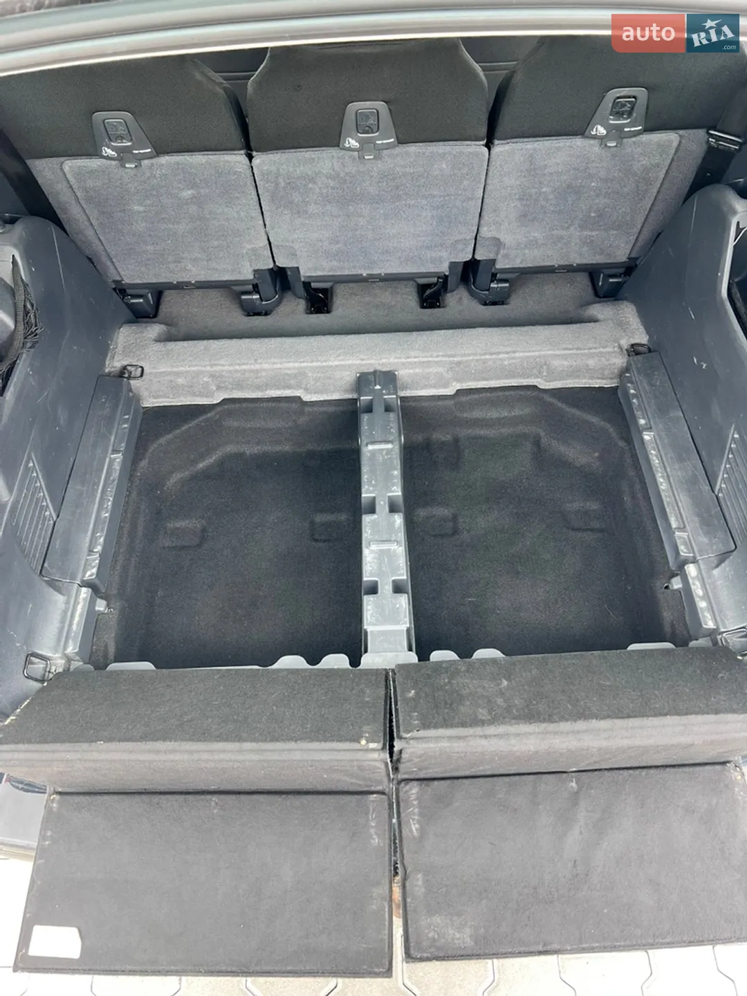 2010 Peugeot 5008 - мініатюра 12