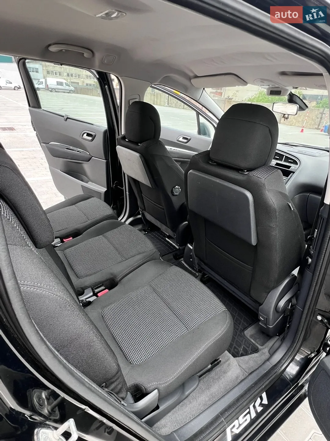 2010 Peugeot 5008 - мініатюра 15